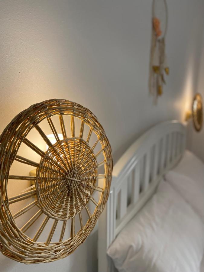Las Nubes Rooms Himare Bagian luar foto