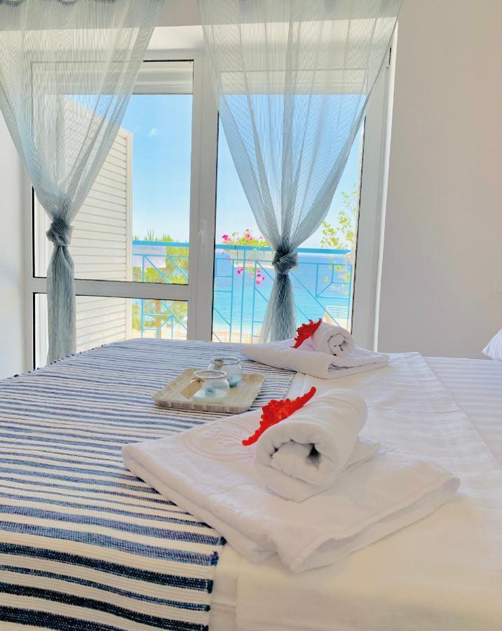 Las Nubes Rooms Himare Bagian luar foto